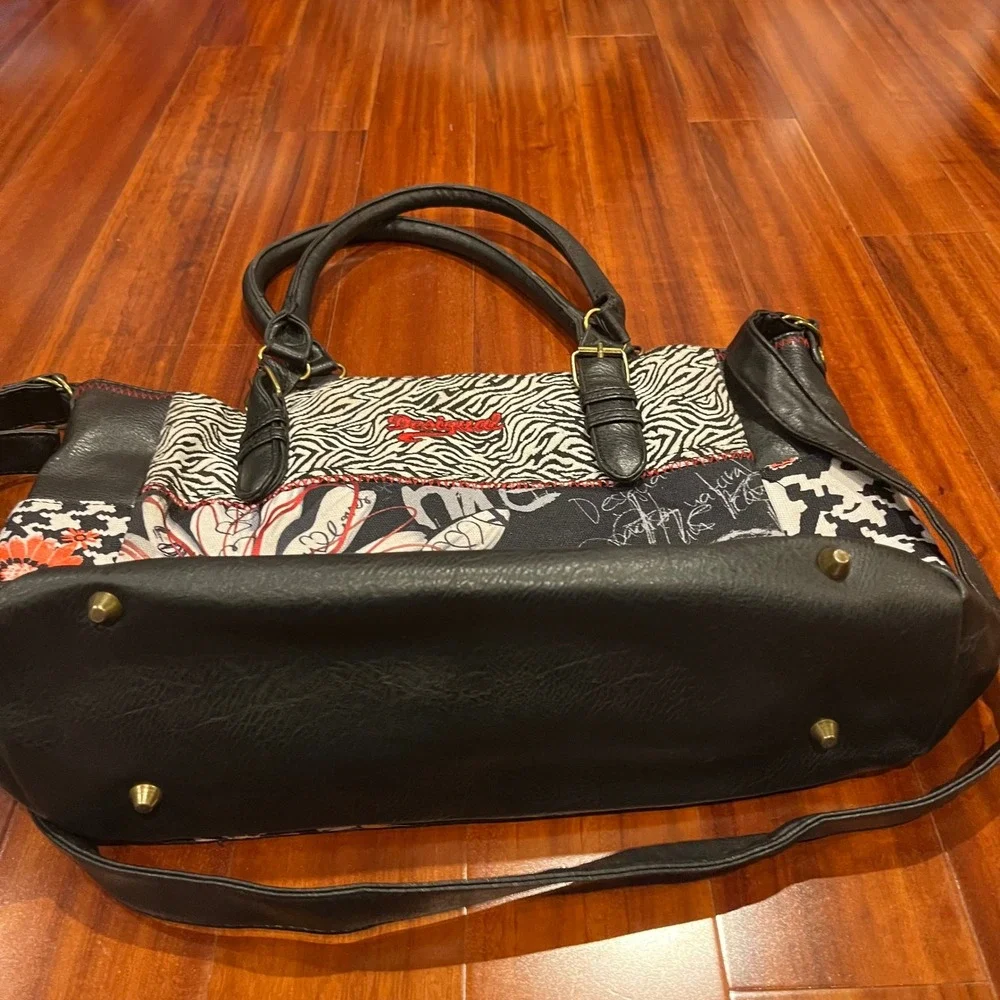 Desigual Tote‎ Bag Purse Set Patchwork Graffiti Daisy Zebra Pouch Black Multi